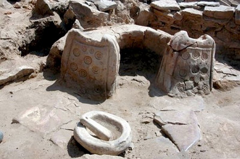 Ancient Anatolian Burial Mounds<span class=