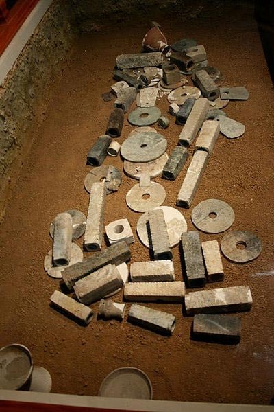 Ancient Chinese Jade Cong Artifacts