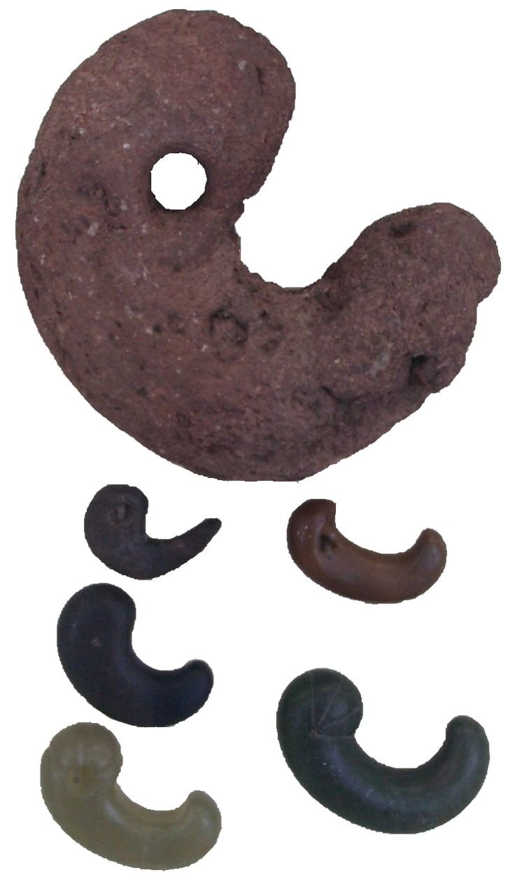 Ancient Japanese Magatama Beads<span class=