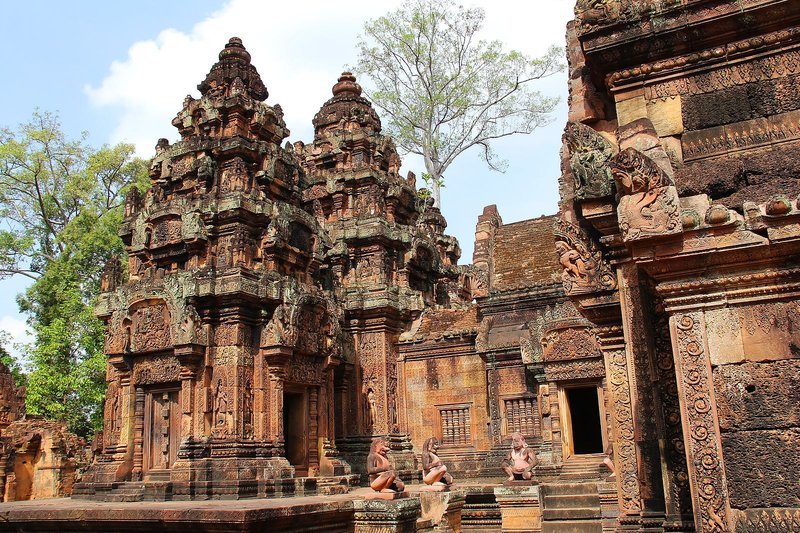 Ancient Khmer Lintel At Banteay Srei