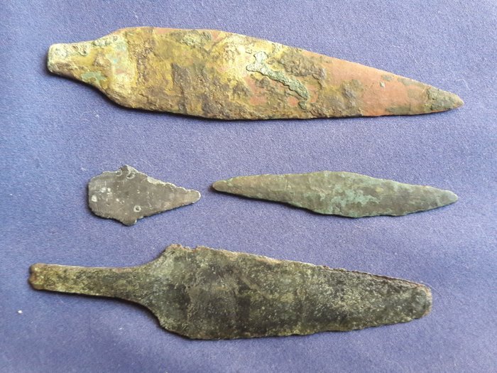 Ancient Korean Bronze Daggers