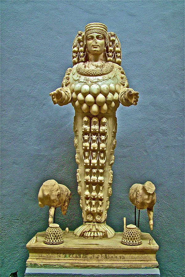 Ancient Levantine Fertility Goddess Statues