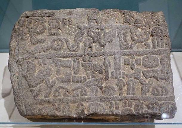 Ancient Luwian Hieroglyphic Inscriptions
