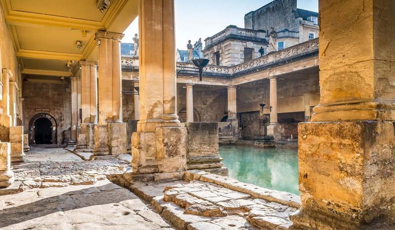Ancient Roman Bath Complex At Bath, Uk