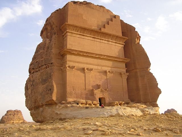 Ancient South Arabian Temple Columns
