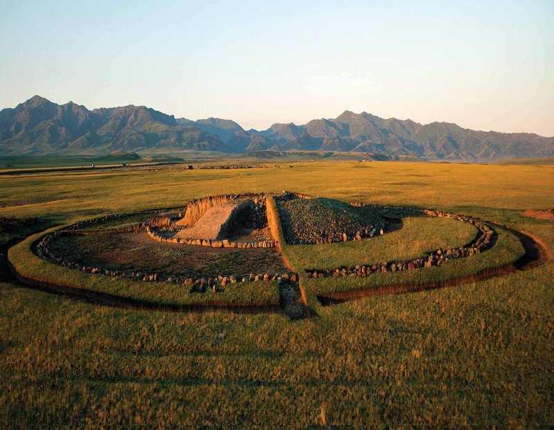 Ancient Steppe Kurgan Treasure