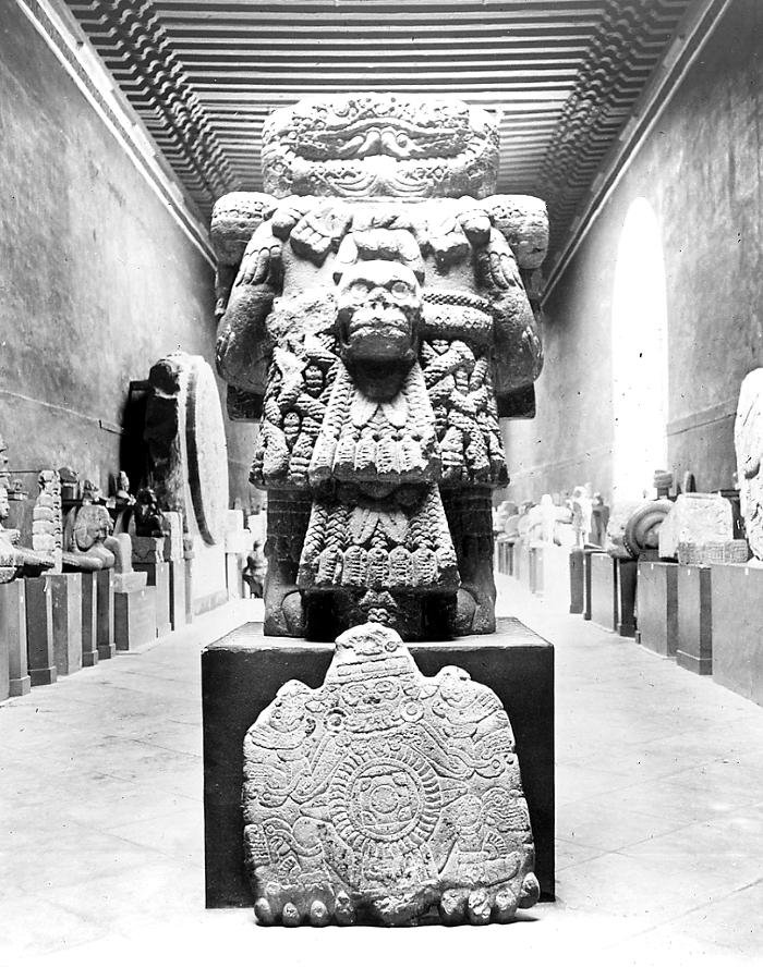 Aztec Deity Huitzilopochtli Statues