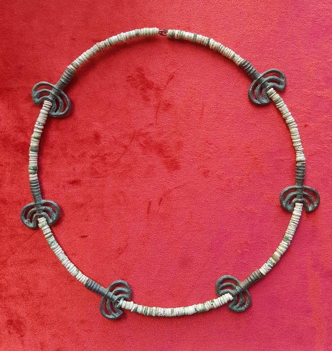 Bronze Age Amber Bead Necklaces