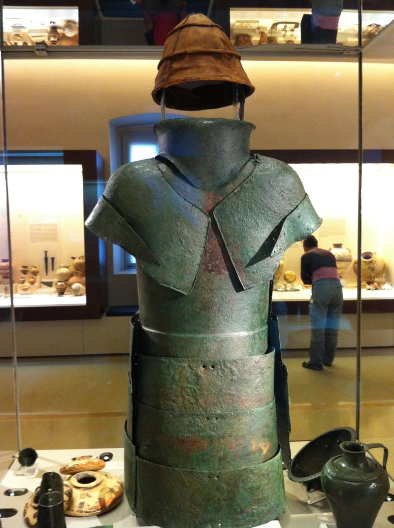 Bronze Age Armor From Dendra
