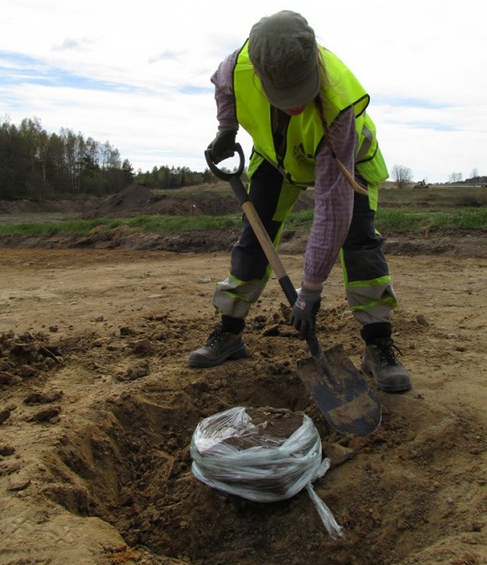 Bronze Age Food Storage Pits
