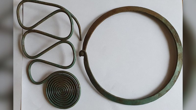 Bronze Age Hoard From The Thames