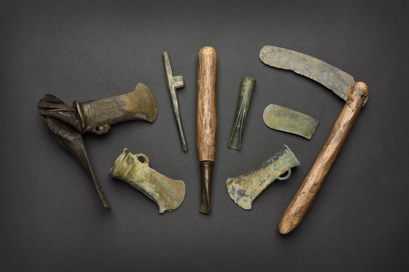 Bronze Age Hoard From The Thames