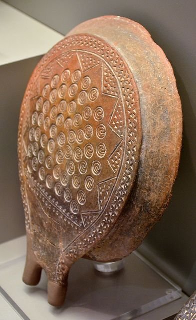 Cycladic Frying Pan-Style Ceramics