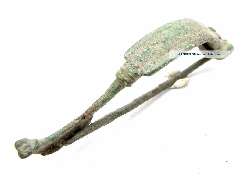 Early Iron Age Fibula Brooches