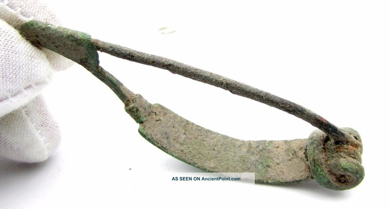 Early Iron Age Fibula Brooches