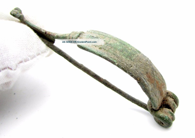 Early Iron Age Fibula Brooches<span class=