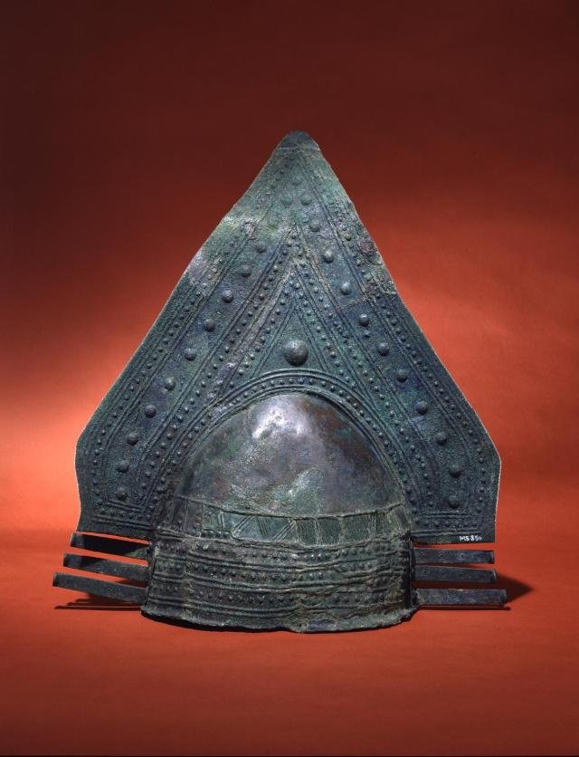 Etruscan Helmet With Engraved Crest