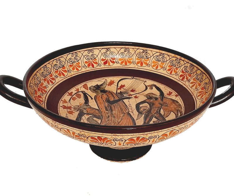 Greek Kylix Depicting Dionysus