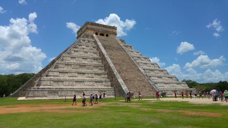 Mayan Pyramid At Chichen Itza<span class=