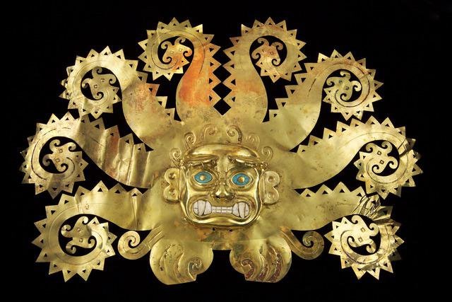 Moche Earspool Jewelry