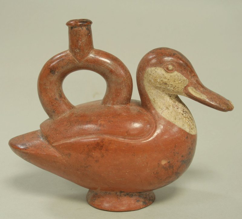 Moche Stirrup-Spout Bottle Designs