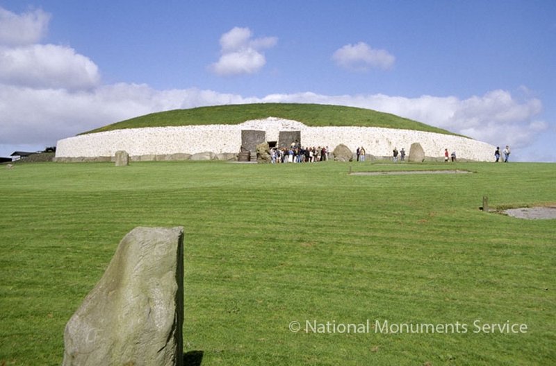 Neolithic Henge Monuments In Ireland