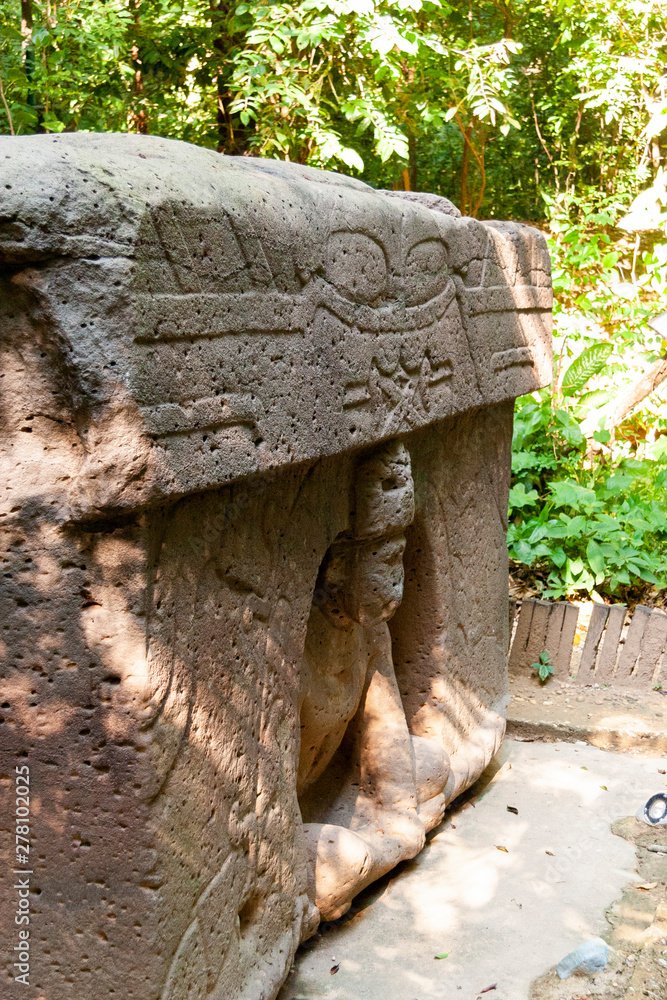 Olmec Altar With Ruler Figure
