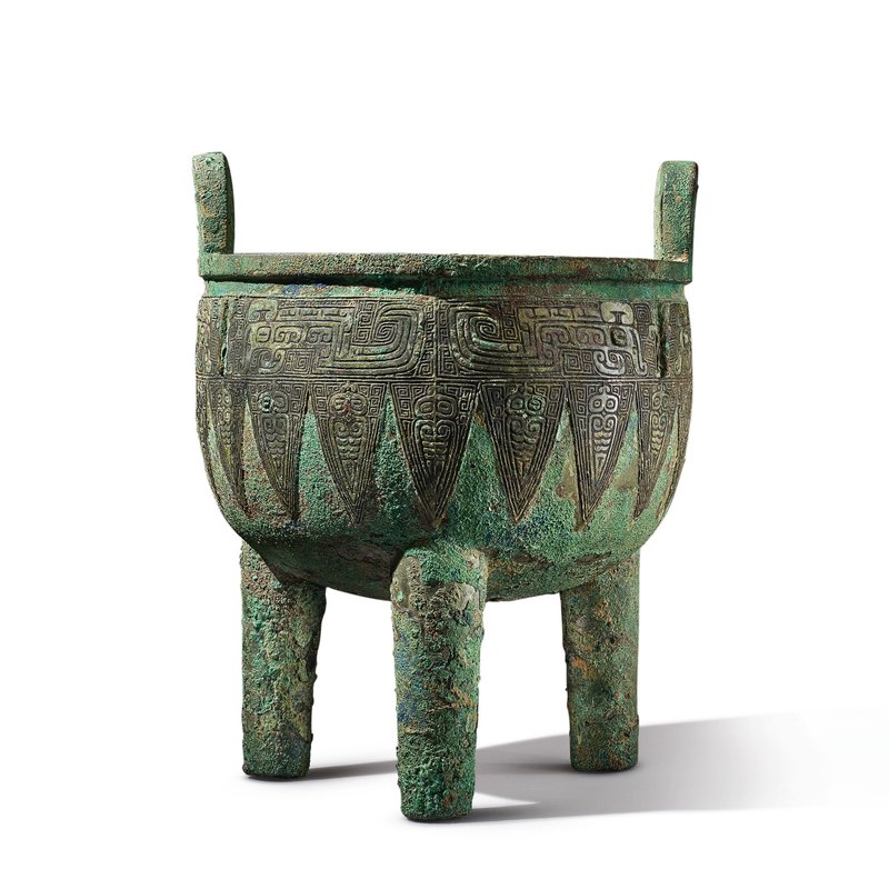 Shang Dynasty Bronze Ritual Ding Vessel
