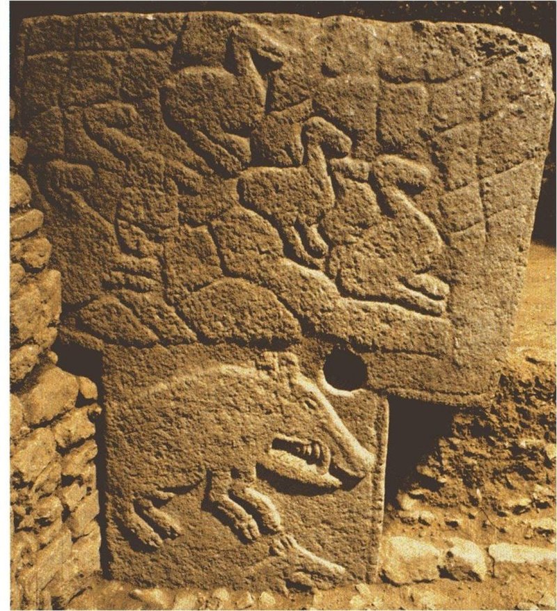 Stone Carvings At Göbekli Tepe