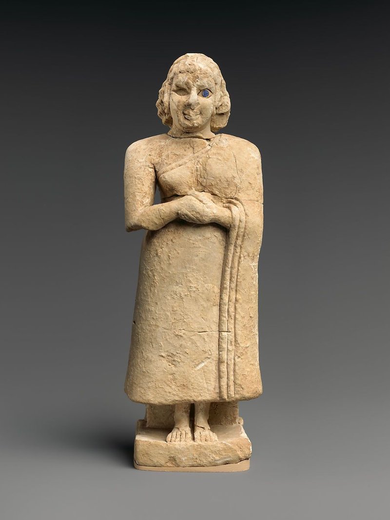 Sumerian Worshipper Statues With Clasped Hands<span class=