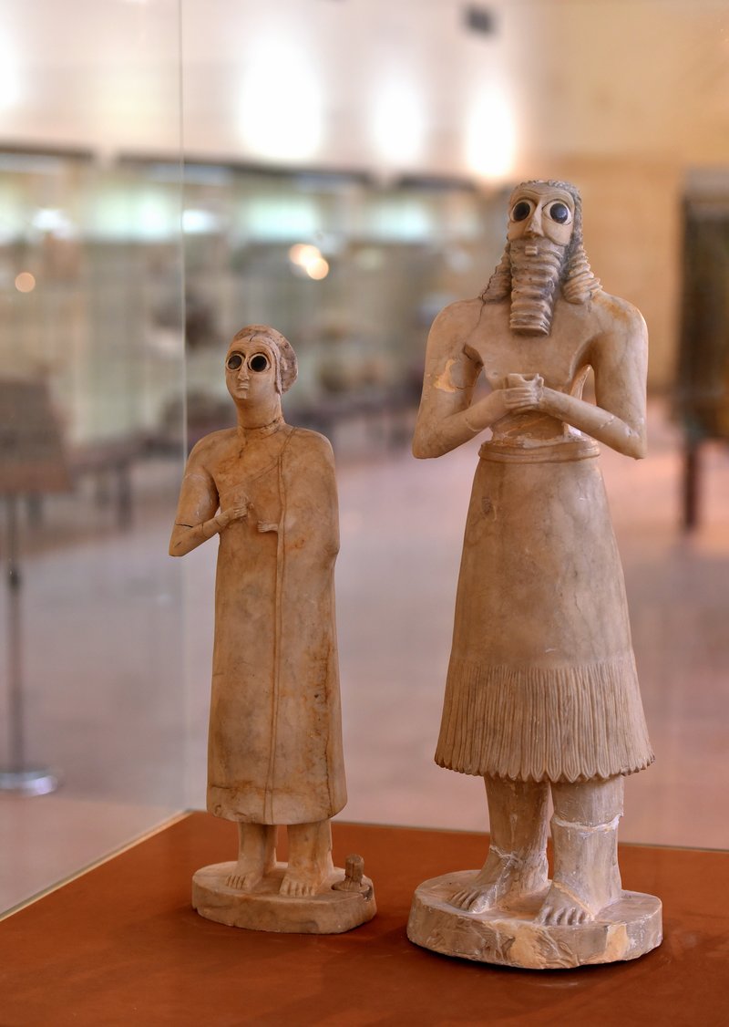 Sumerian Worshipper Statues With Clasped Hands