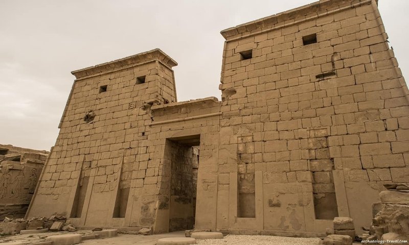 Temple Of Khonsu At Karnak
